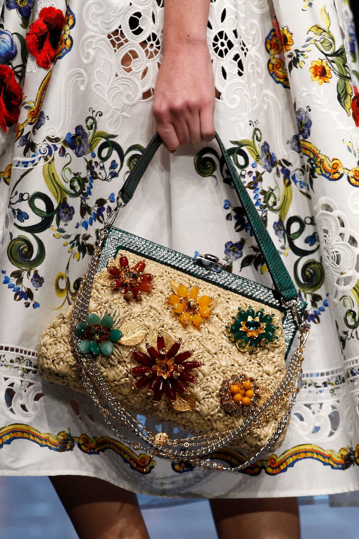 embroidery-dolce&gabbana-spring-2016
