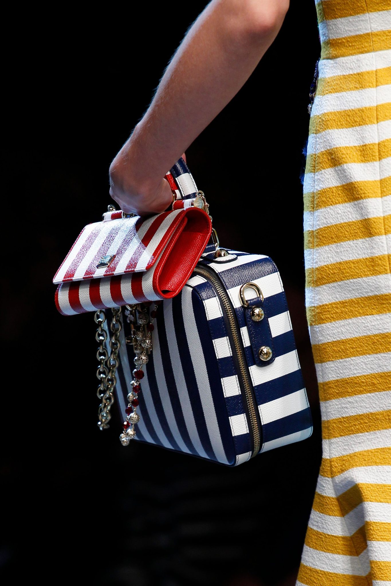 stripes-bags-dolce&gabbana-spring-2016.jpg